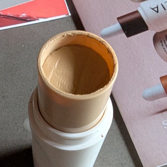 ILIA Beauty | Skin Rewind Complexion Stick + Sample packs - Picture 16 of 16